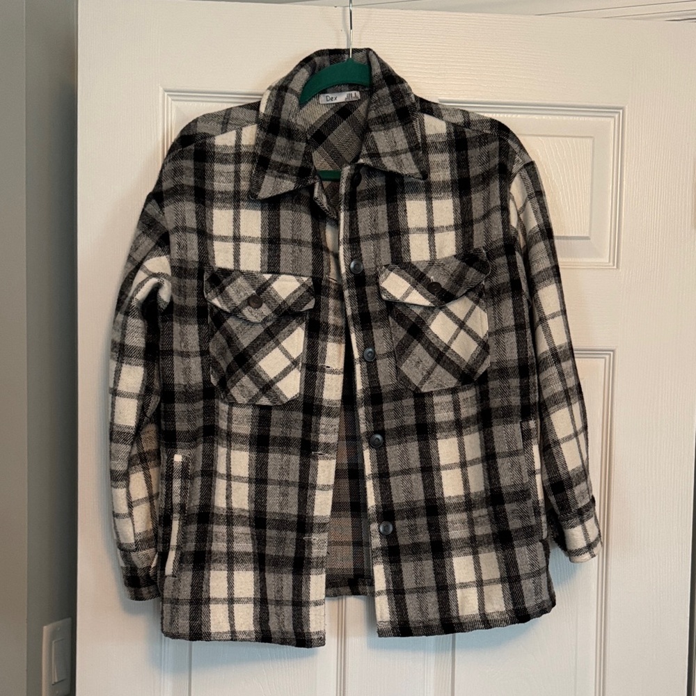 NWOT Dex Shirt Jacket Warm and Cozy!